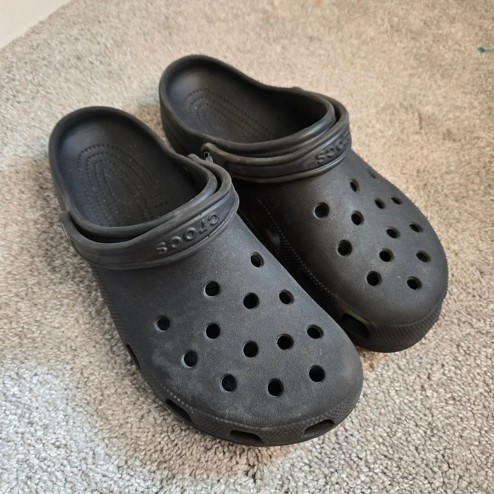 Crocs Classic Clog Black Mens Size 13 Slip On Comfort Water Shoes 10001-001